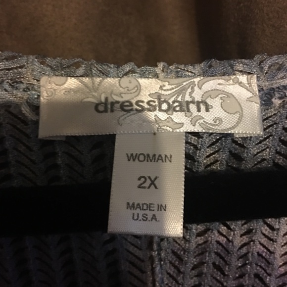 Gorgeous blouse - Picture 2 of 2